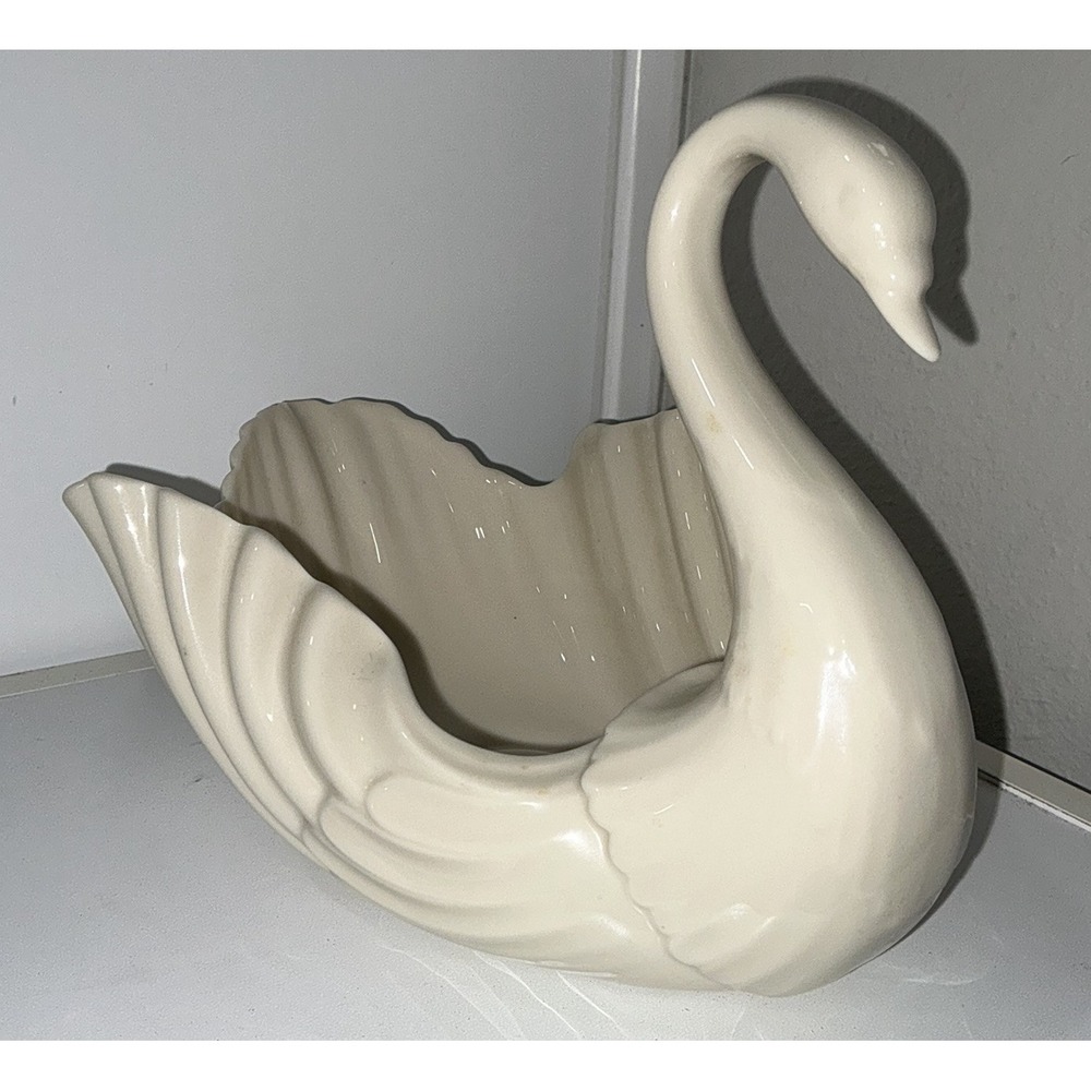 Vintage Lenox Ivory Porcelain Swan Figurine Centerpiece Trinket/Candy Dish 9"D